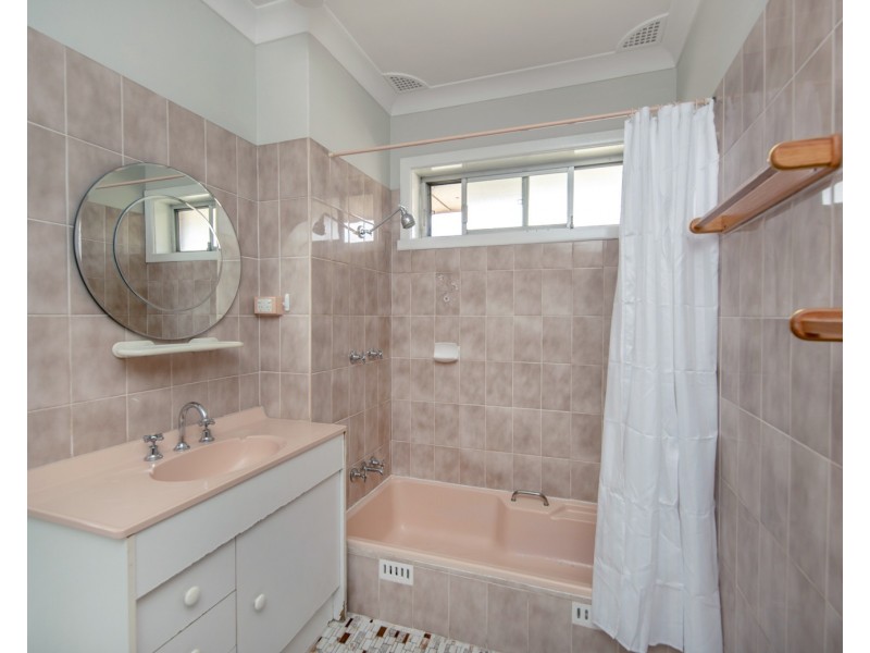 2/18A Morehead Street, Lambton NSW 2299