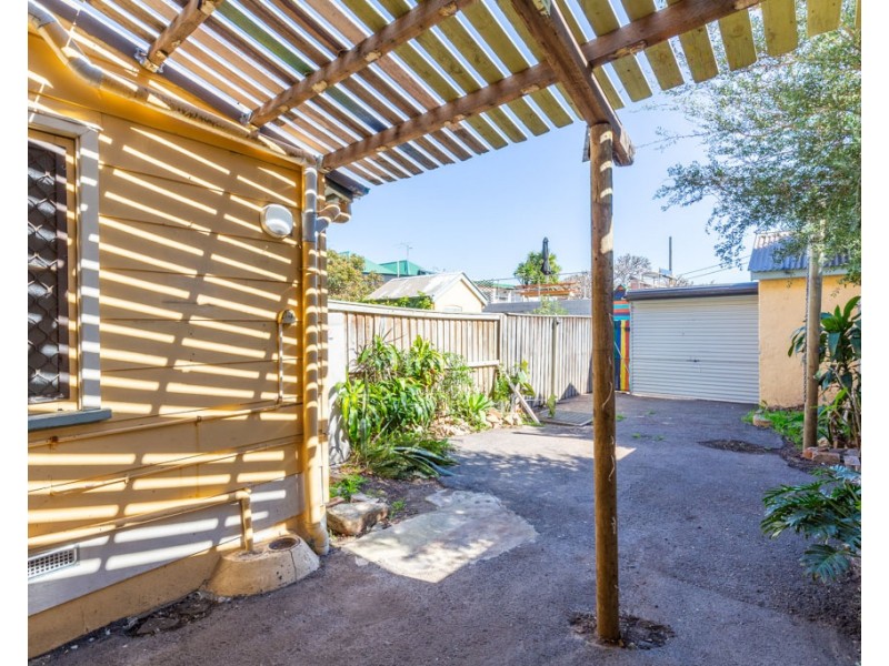 54 Nobbys Road, Newcastle East NSW 2300