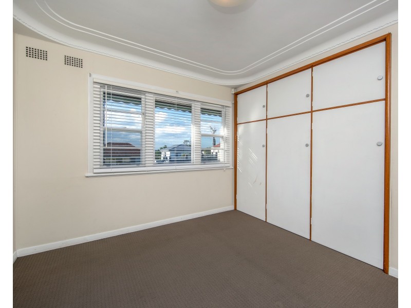 242 Charlestown Road, Charlestown NSW 2290