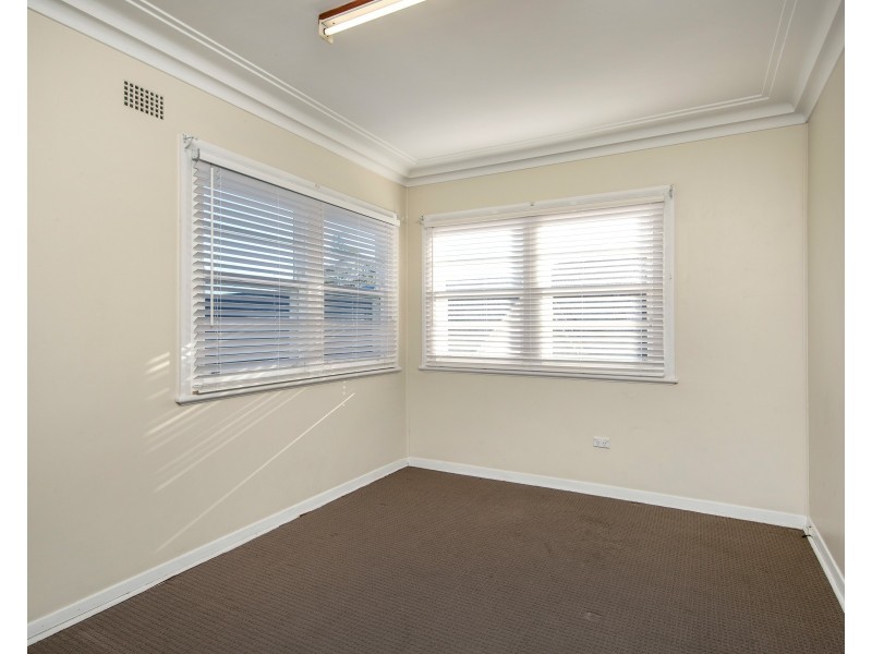 242 Charlestown Road, Charlestown NSW 2290