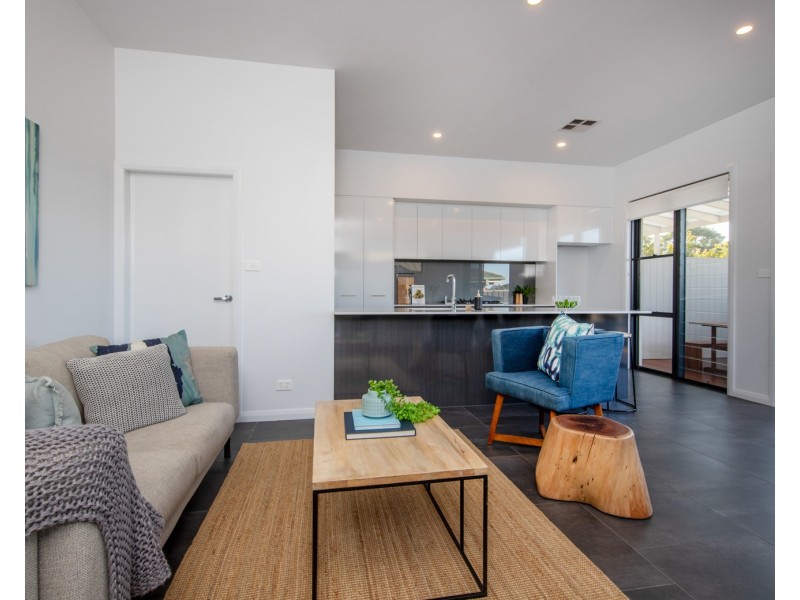 4/74 Dudley Road, Charlestown NSW 2290