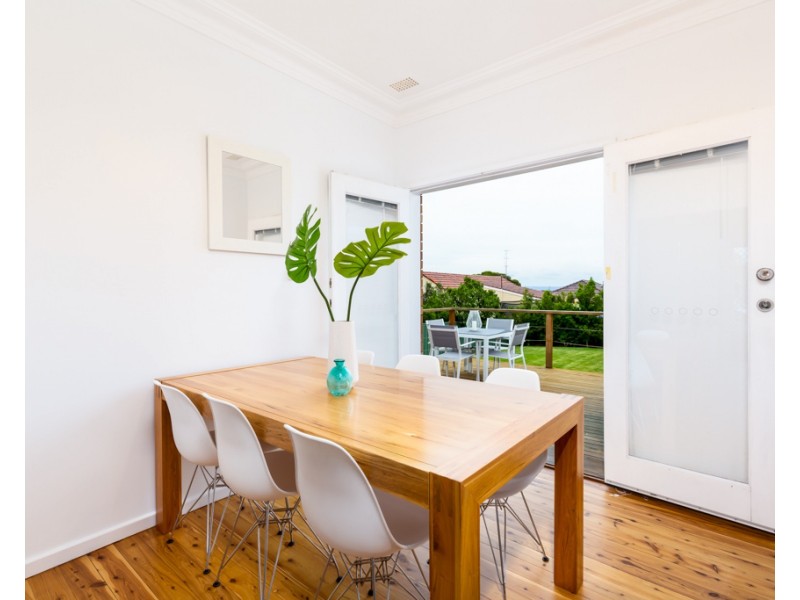 6 Hutton Street, Charlestown NSW 2290
