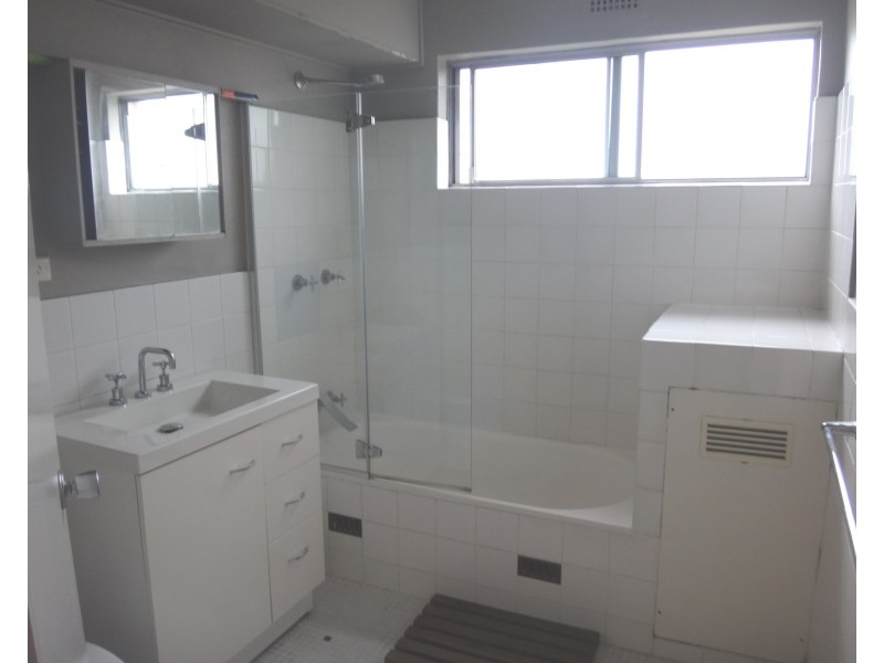 21/172 Brunker Road, Adamstown NSW 2289