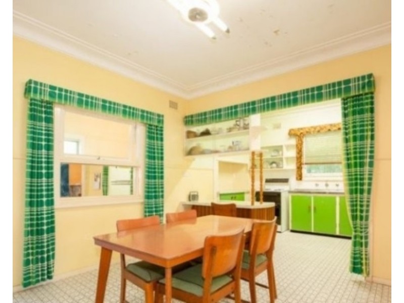 24 Mills Street, Warners Bay NSW 2282