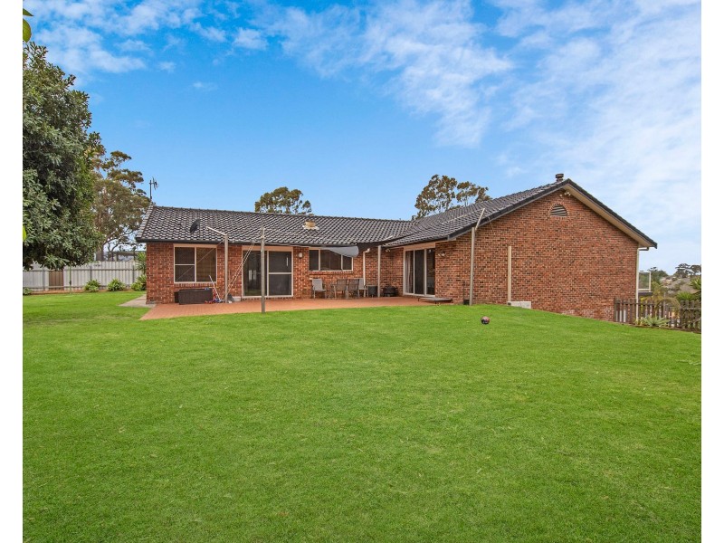 25 Honeyeater Place, Tingira Heights NSW 2290