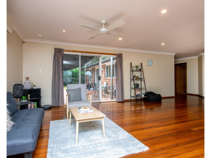 25 Honeyeater Place, Tingira Heights NSW 2290