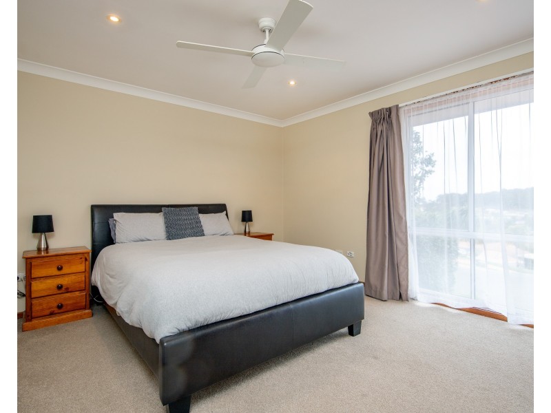 25 Honeyeater Place, Tingira Heights NSW 2290