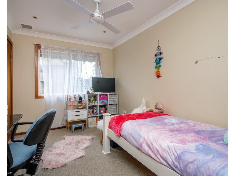 25 Honeyeater Place, Tingira Heights NSW 2290
