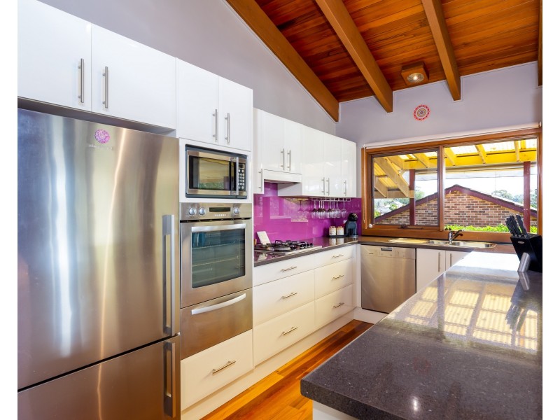 30 Haynes Avenue, Eleebana NSW 2282