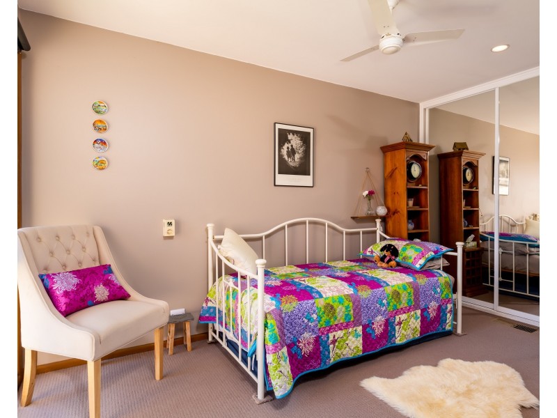 30 Haynes Avenue, Eleebana NSW 2282