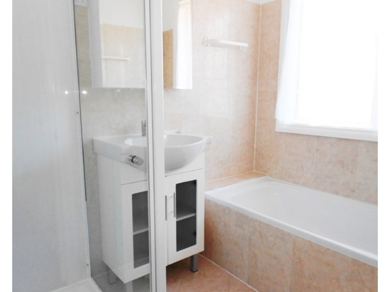 2A  Kingfisher Close, Tingira Heights NSW 2290