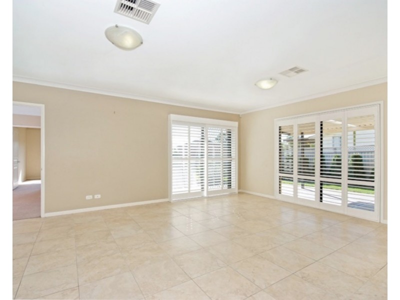 73 Yorston Street, Warners Bay NSW 2282