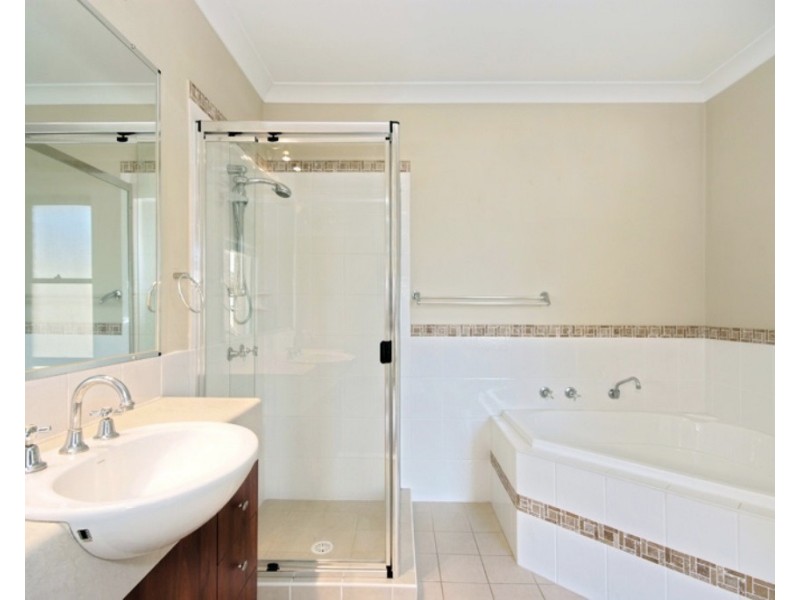 73 Yorston Street, Warners Bay NSW 2282