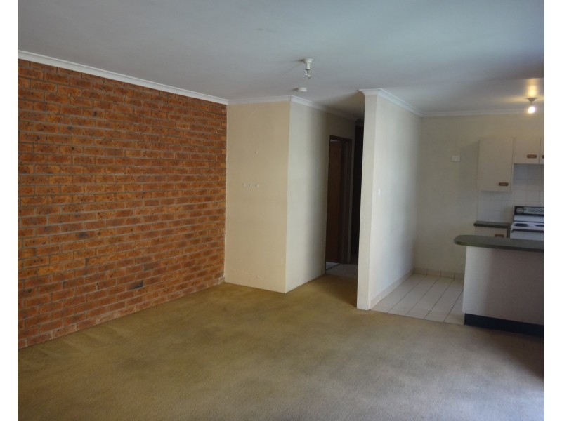 2/115 Teralba Road, Adamstown NSW 2289