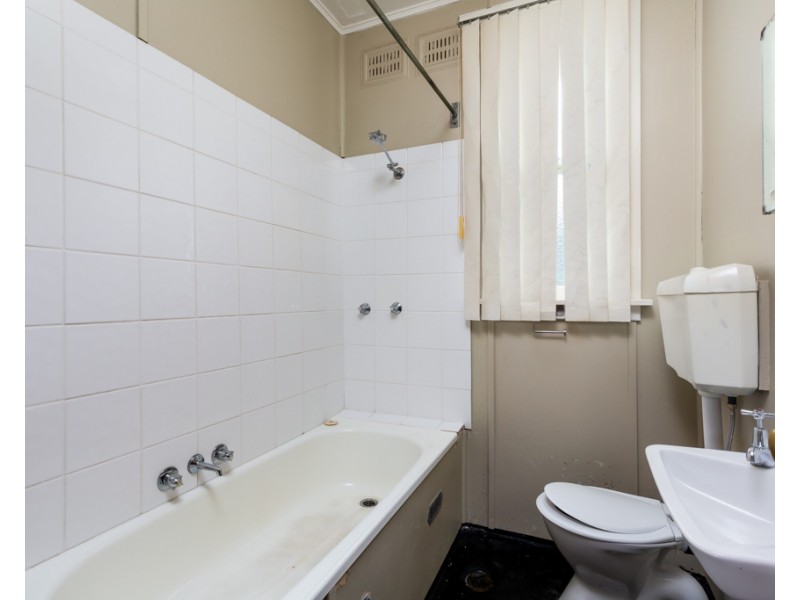 1 Manfred Avenue, Windale NSW 2306