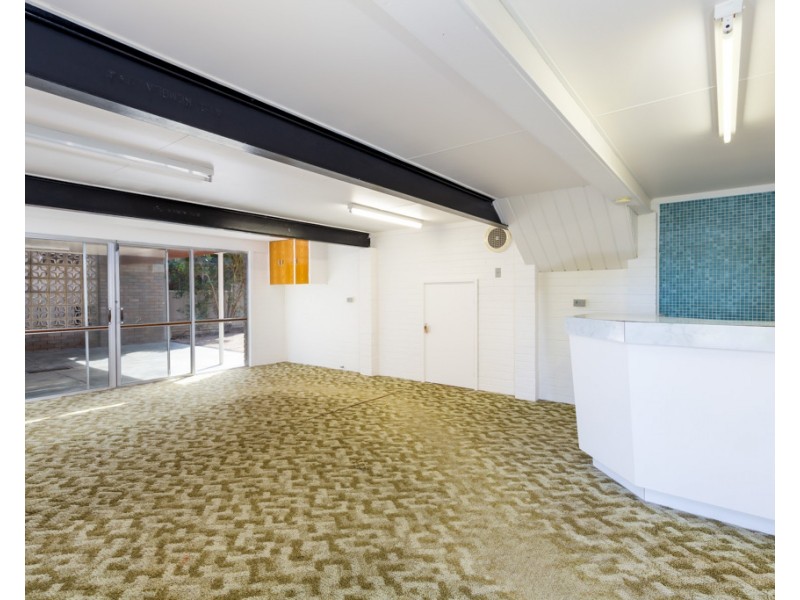 8 Crestwood Place, Warners Bay NSW 2282