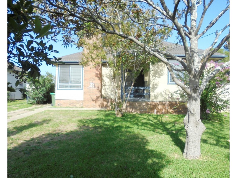 31 Stratton Road, Edgeworth NSW 2285