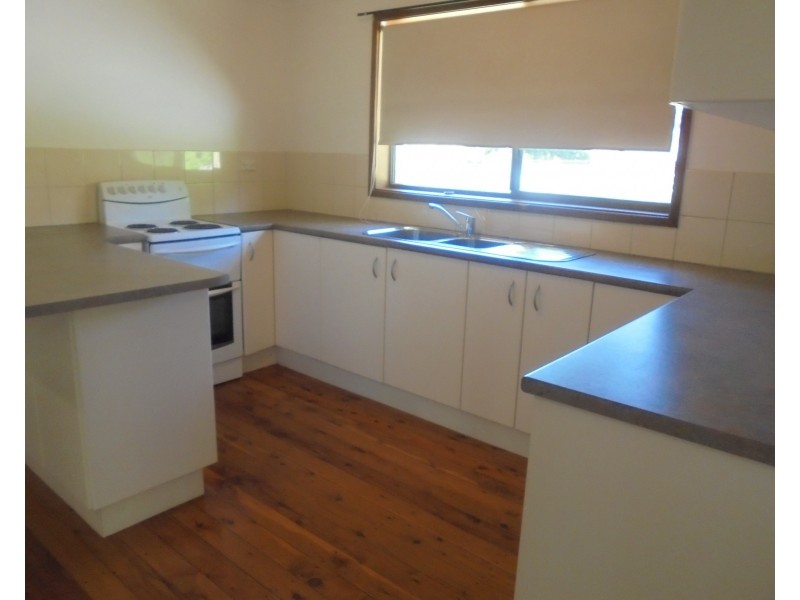 51 Albert Street, Warners Bay NSW 2282