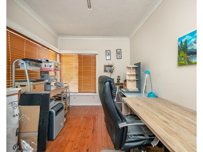 82 Roslyn Avenue, Charlestown NSW 2290