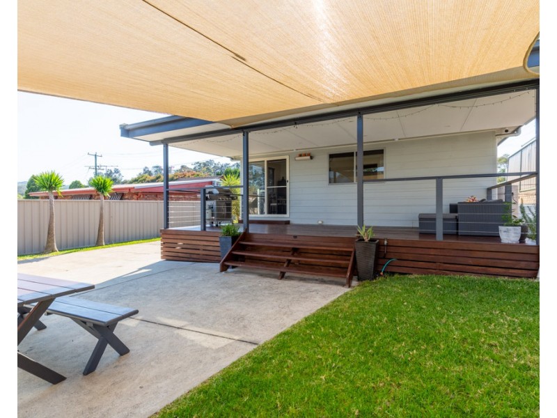 853 Macquarie Drive, Valentine NSW 2280