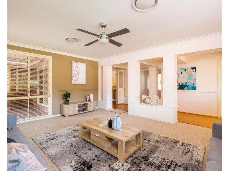 1 Edgewood Close, Tingira Heights NSW 2290