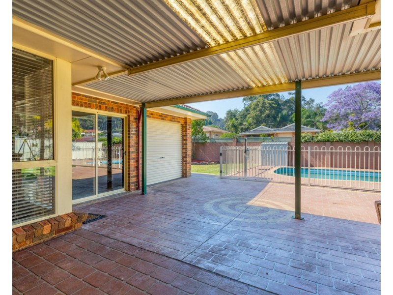 1 Edgewood Close, Tingira Heights NSW 2290
