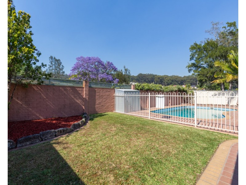 1 Edgewood Close, Tingira Heights NSW 2290