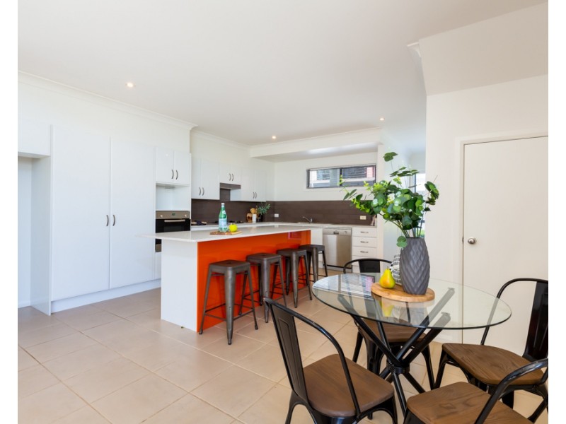 3/180 Kahibah Road, Charlestown NSW 2290