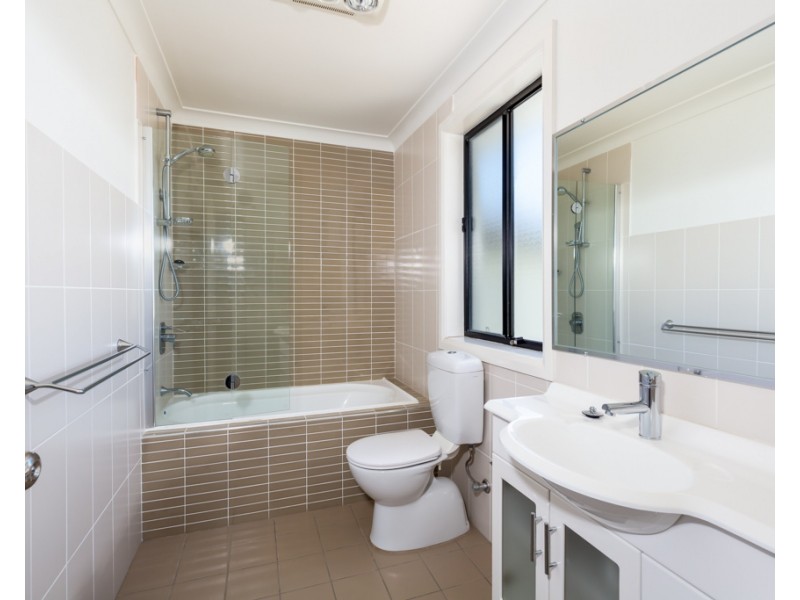 3/180 Kahibah Road, Charlestown NSW 2290