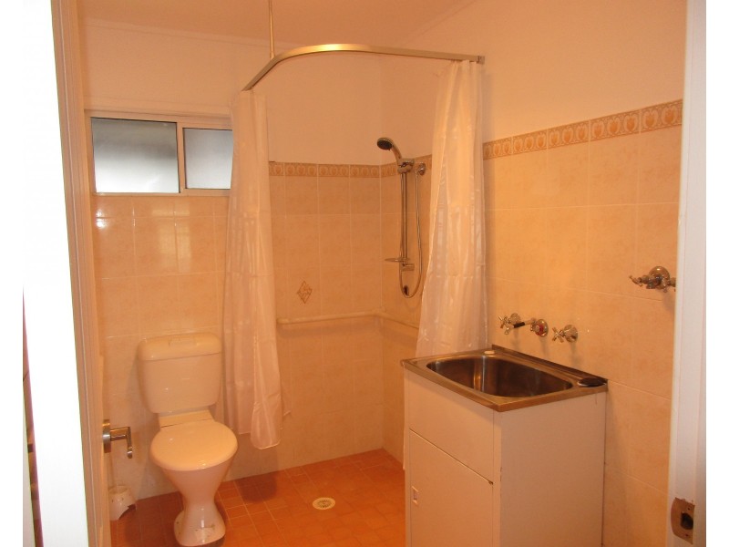 72 Coral Crescent, Gateshead NSW 2290