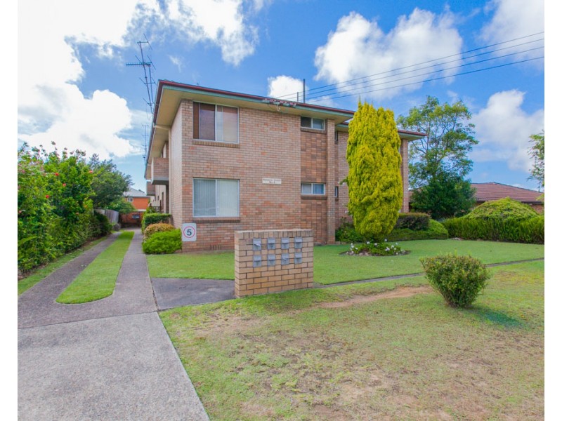 2/4 Milson Street, Charlestown NSW 2290