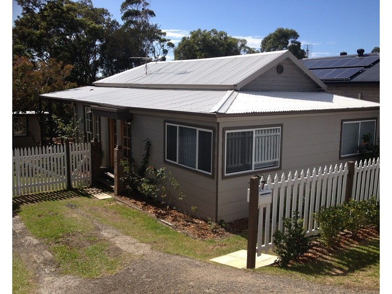 7 Lewers Street, Belmont NSW 2280