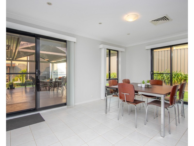 12 Timbercrest Chase, Charlestown NSW 2290