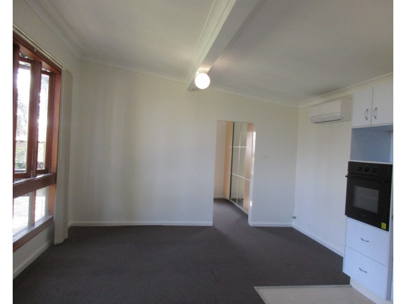 22 Lake Avenue, Cardiff South NSW 2285