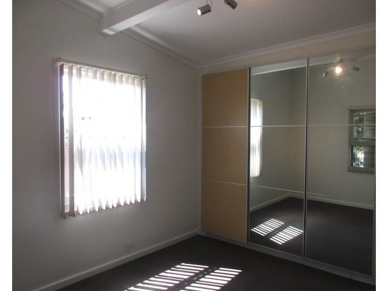 22 Lake Avenue, Cardiff South NSW 2285