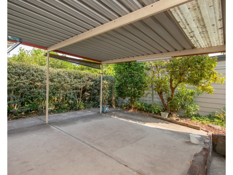 136 Rae Crescent, Kotara NSW 2289