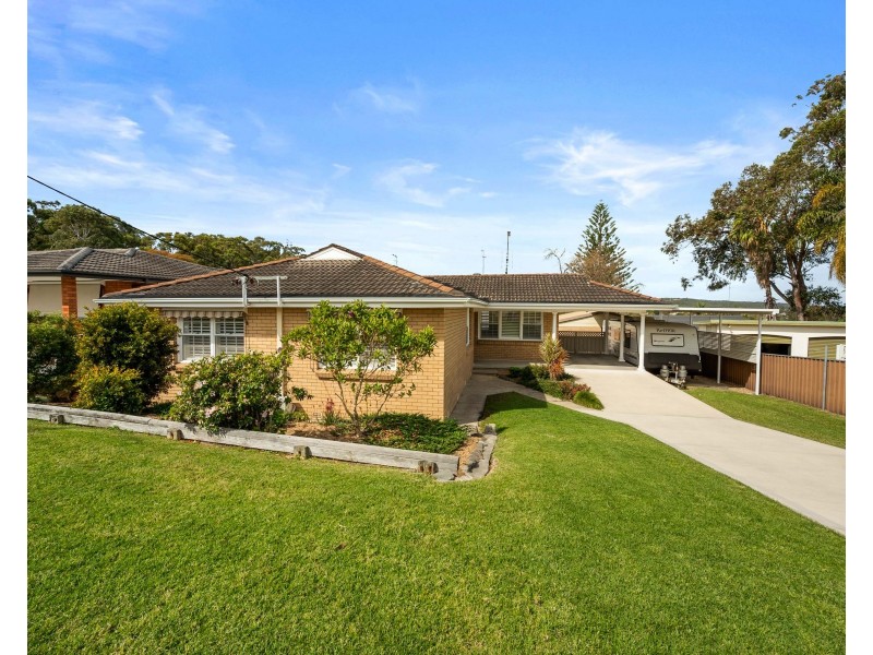 8 Boldon Close, Charlestown NSW 2290