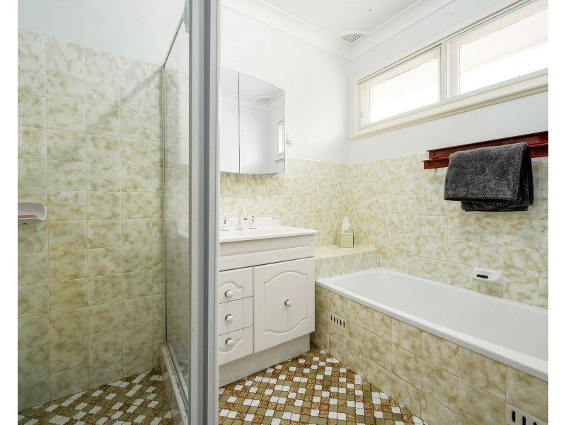 8 Boldon Close, Charlestown NSW 2290