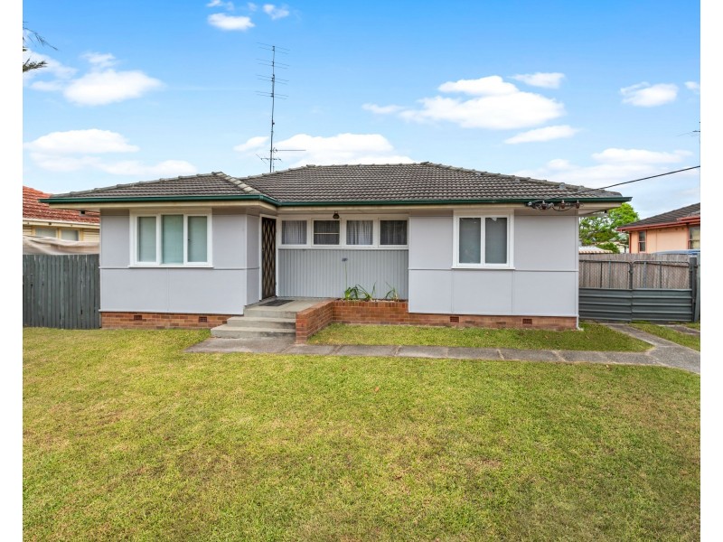 40 Heshbon Street, Gateshead NSW 2290