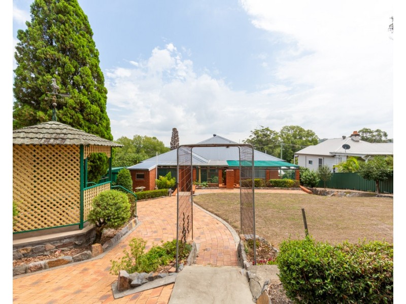 7 Charles Street, Cardiff NSW 2285