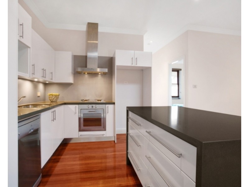28 Gulliver Street, Hamilton NSW 2303