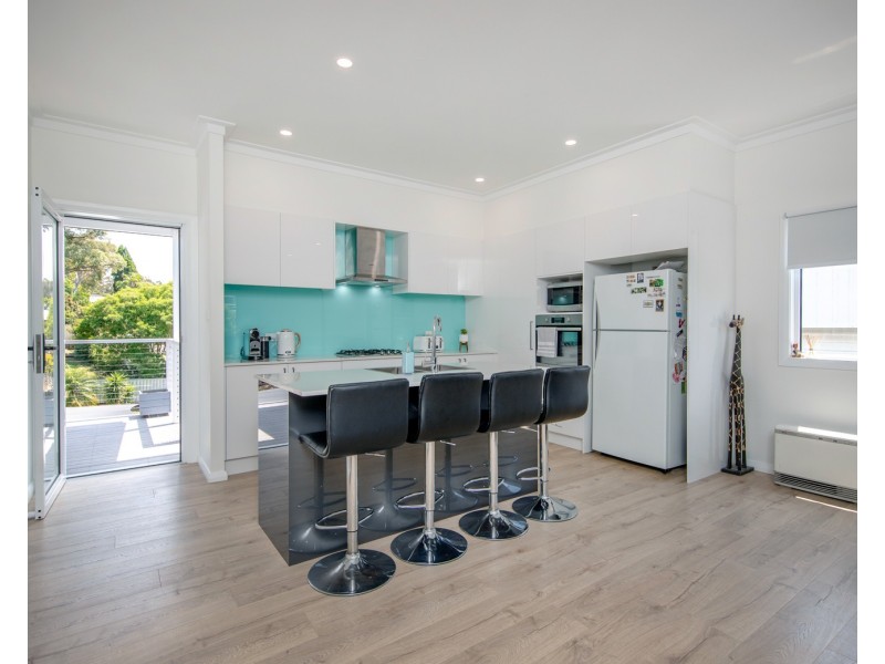 8 Merran Avenue, Charlestown NSW 2290