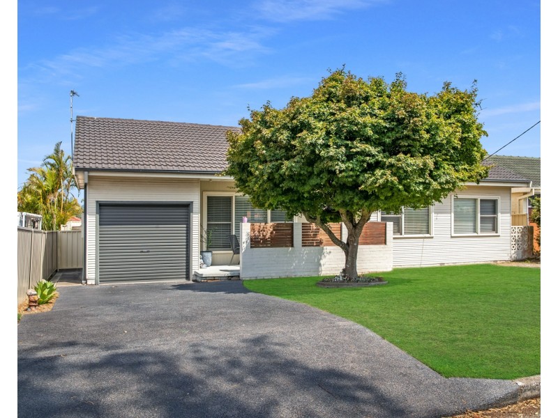 17 Creswell Avenue, Charlestown NSW 2290