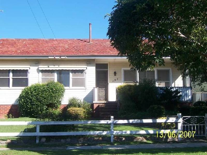 137 Young Road, Lambton NSW 2299