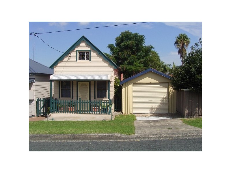 3 Regent Street, Mayfield NSW 2304