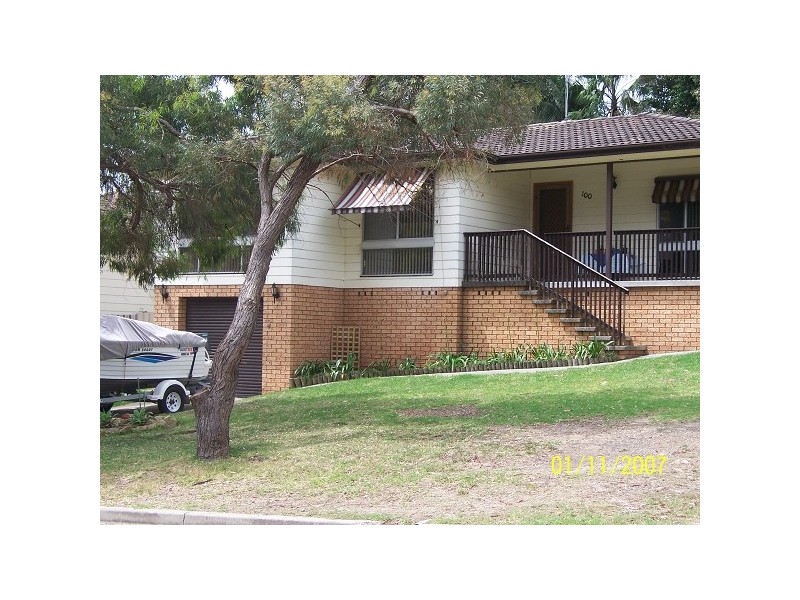 100 Lawson Road, Macquarie Hills NSW 2285