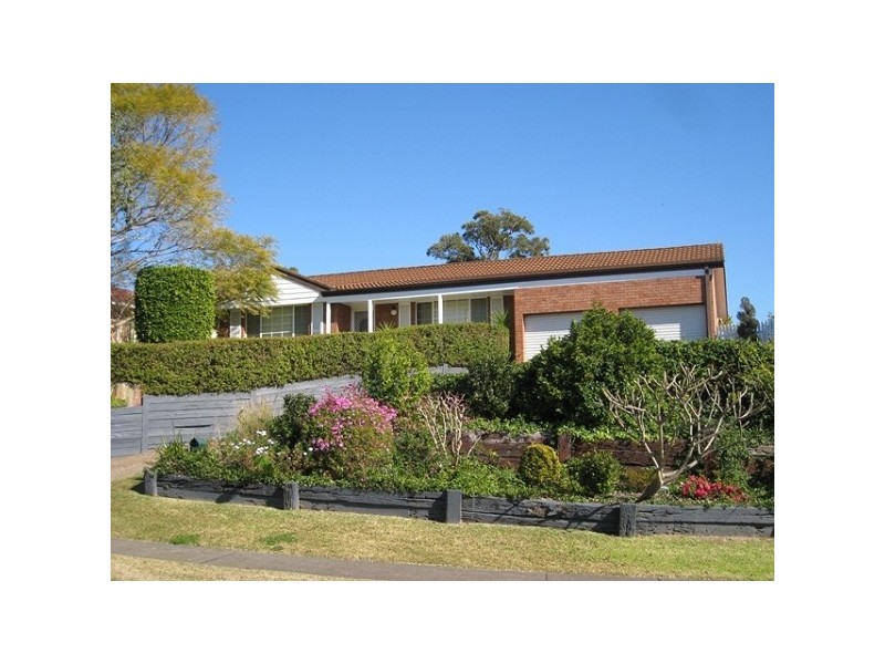18 Buttermere Drive, Lakelands NSW 2282