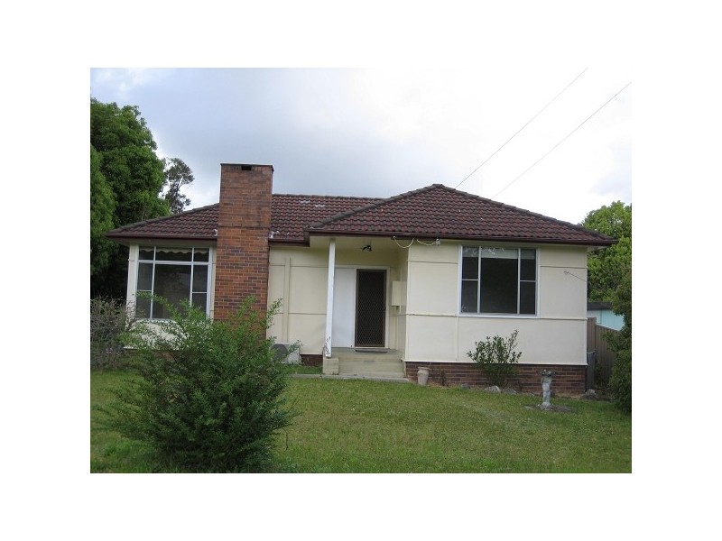 13 Oakland Street, Glendale NSW 2285