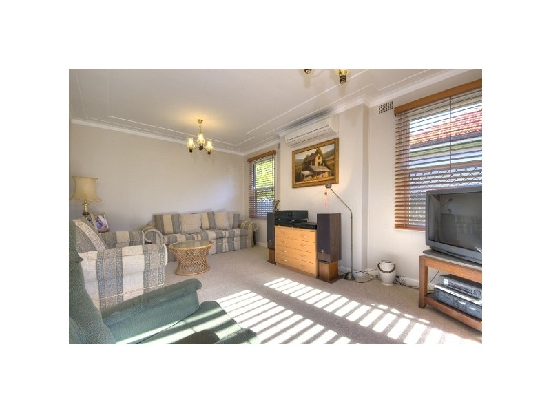 5 Randall Parade, Adamstown Heights NSW 2289