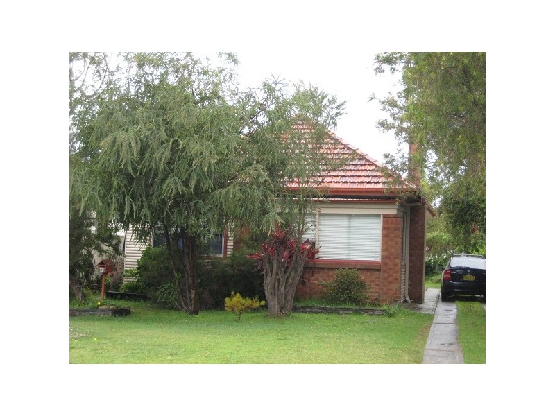 12 Waratah Street, Kahibah NSW 2290